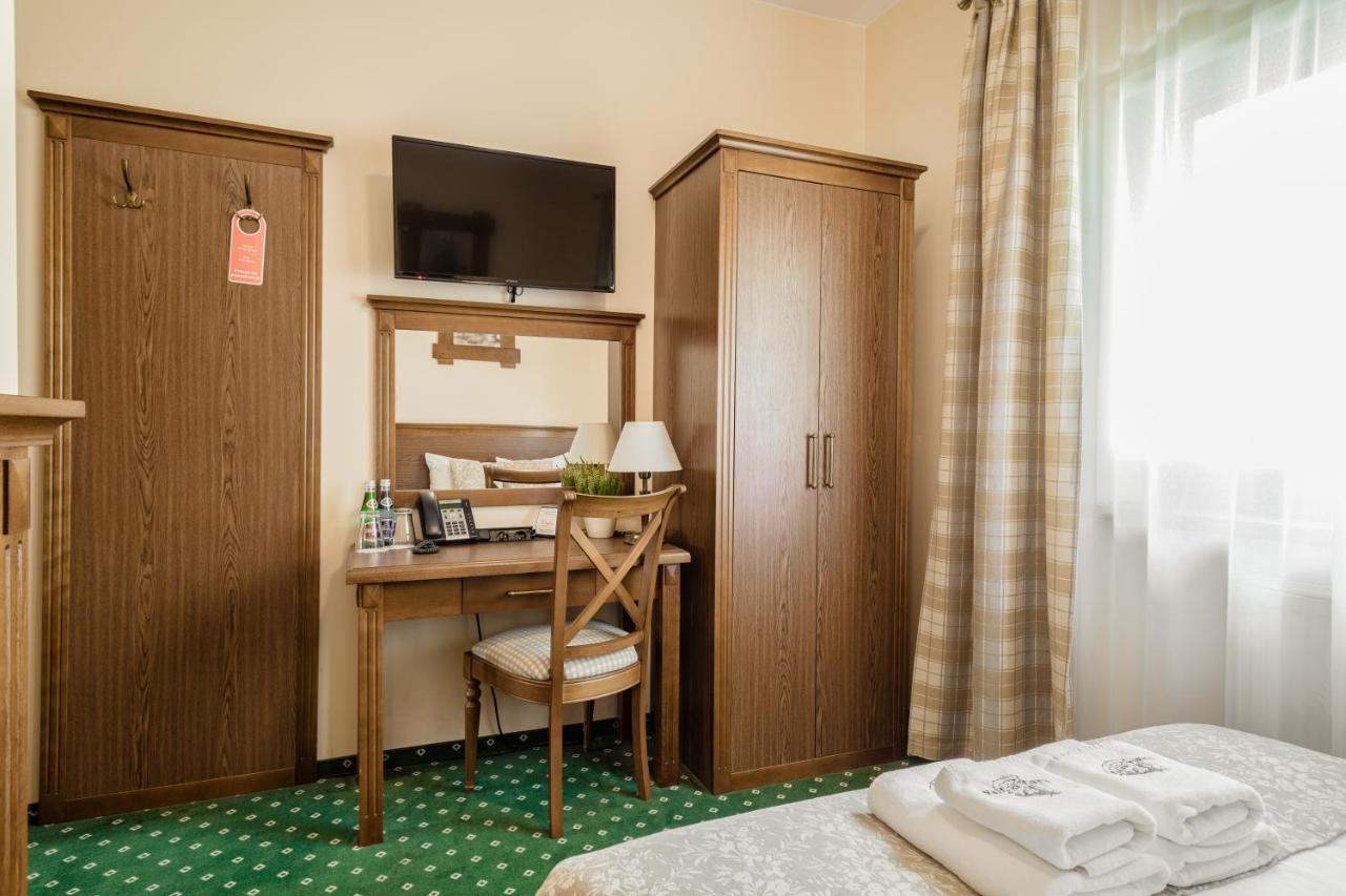 Hotel Ranczo Smyczyna Kültér fotó
