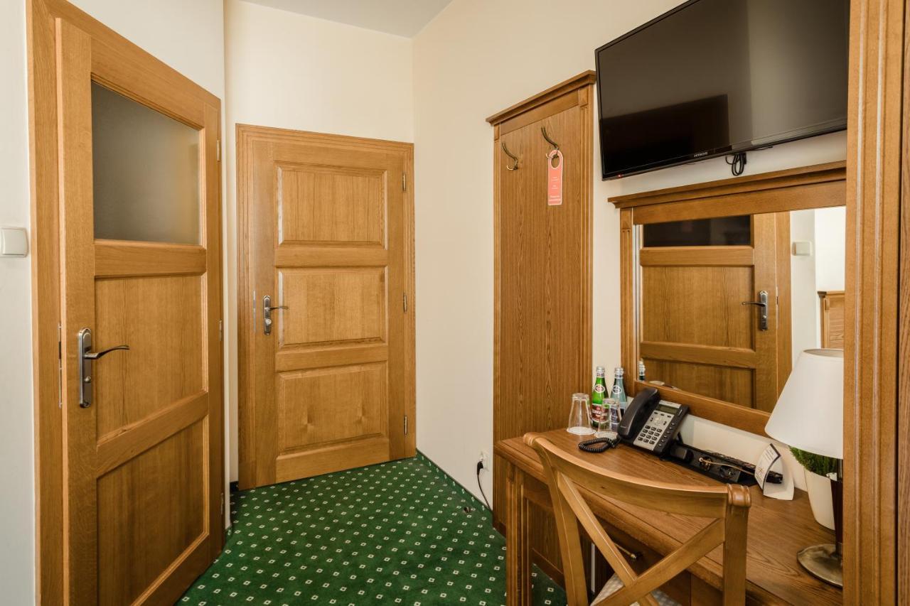 Hotel Ranczo Smyczyna Kültér fotó