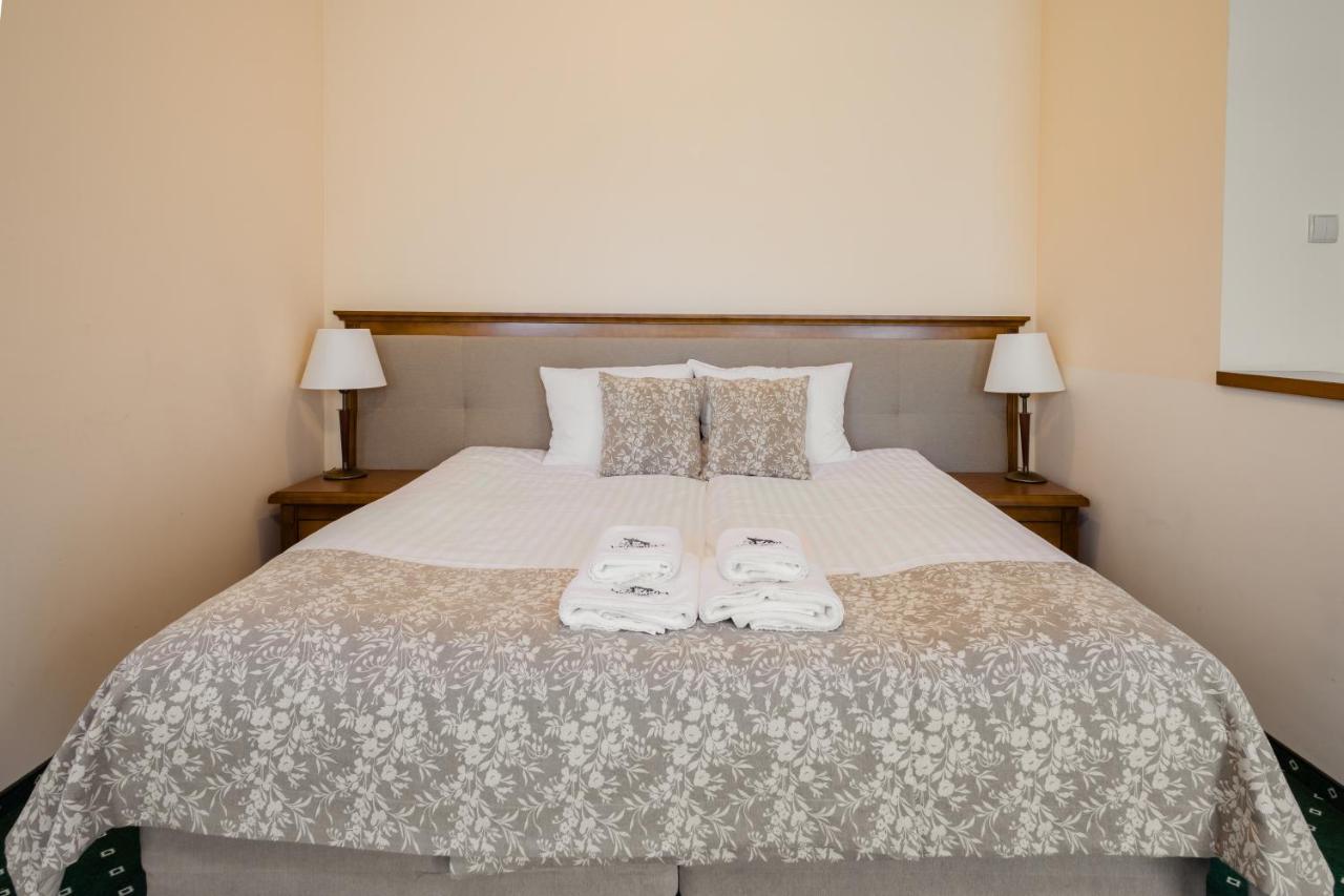 Hotel Ranczo Smyczyna Kültér fotó