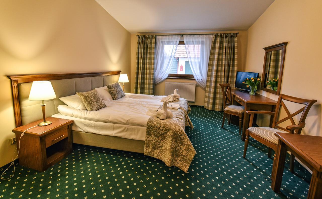 Hotel Ranczo Smyczyna Kültér fotó